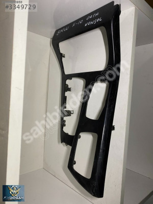 OTO CEM DEN ÇIKMA BMW 5 SERİSİ F10 KASA ORTA KONSOL TRİM