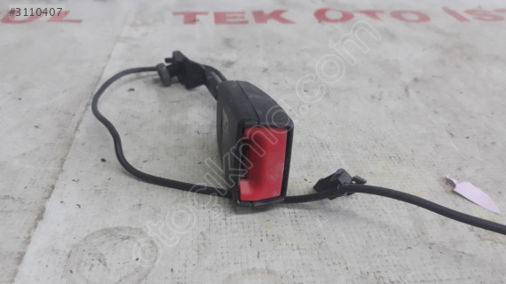 Mercedes C 205 EMNİYET KEMER TOKASI ÖN A2058600169