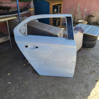 Citroën sağ arka kapı