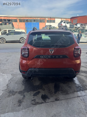 Dacia duster çakma bagaj kapağı