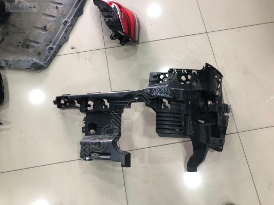 MİNİ COOPER COUNTRYMAN F60 SAP ARKA TAMPON BRAKETİ 51127389358