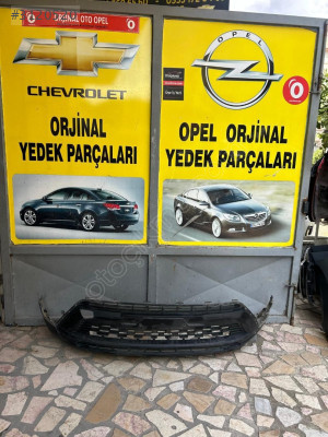Opel mokka b alt tampon ızgara