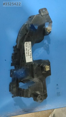 Mercedes C serisi 205 kasa tampon braketi A205 885 46