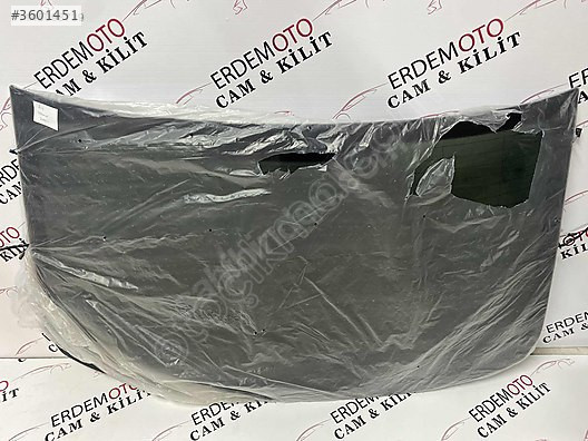 AUDİ A4 ARKA CAM LOGOLU İTHAL