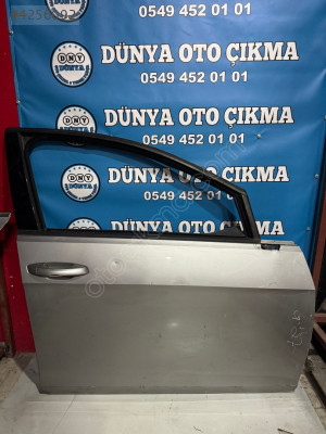 VOLKSVAGEN GOLF 7 - 7,5 SAĞ ÖN KAPI GÜMÜŞ GRİ 2012-2020 ORJİNAL