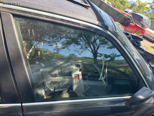 Bmw E34 Sqğ Ön Kapı Camı Oem
