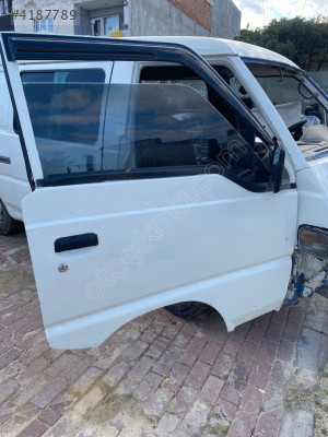 MİTSUBİSHİ L300 SAĞ ÖN KAPI