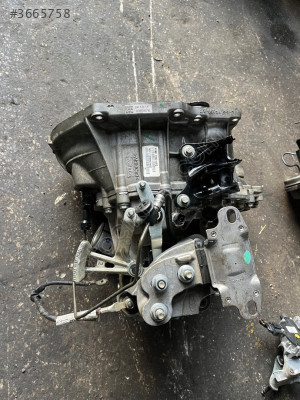 Ford Courier 6 ileri komple şanzıman çıkma orijinal