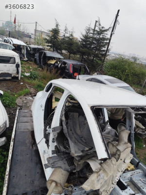 RENAULT CLİO 4 ÇIKMA KUPA