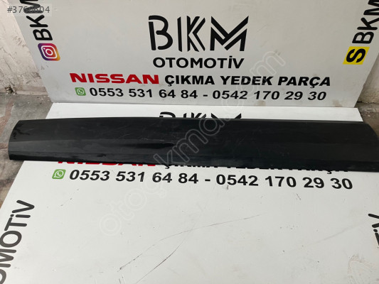 Nissan Qashqai J12 (2024-) Sol Ön Kapı Bandı