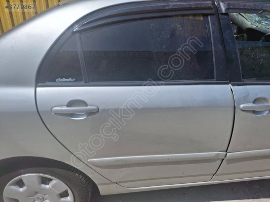 TOYOTA COROLLA SAĞ ARKA KAPI ÇIKMA ORJİNAL