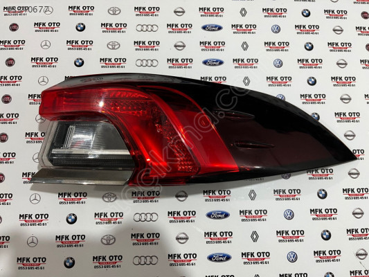 COROLLA SAĞ STOP ORJİNAL 81550-02D11