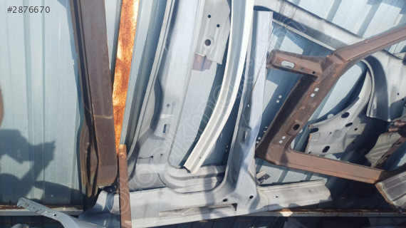 Renault Kangoo 2 sağ marşpiyel + orta direk
