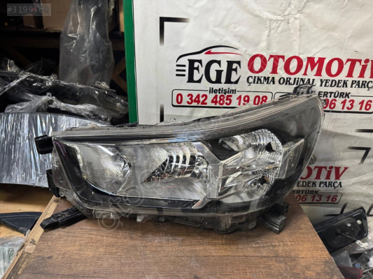 TOYOTA HILUX SAĞ SOL FAR ORJINAL HATASIZ