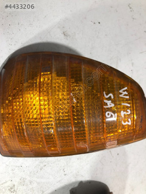 Mercedes w123 Sağ Sinyal Lambası