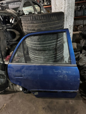 TOYOTA COROLLA TERRA SAĞ ARKA KAPI SÖKME