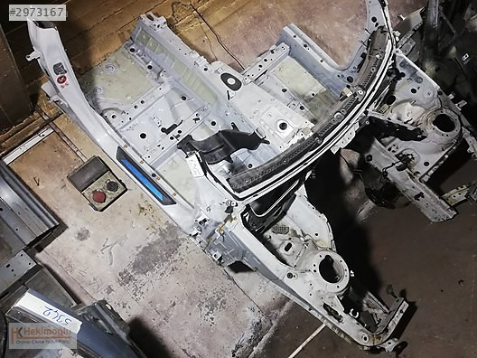 BMW 3 KASA F30 ÖN ŞASİ ŞASE KILIÇ SACI PODYE MARŞPİYE