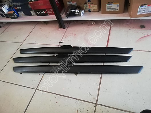 Ford focus 1 heacbeck bagaj tutamagı