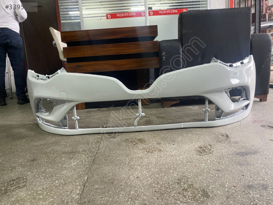 RENAULT CLİO 4 MAKYAJLI KASA ÖN TAMPON SOFIR BOYALI