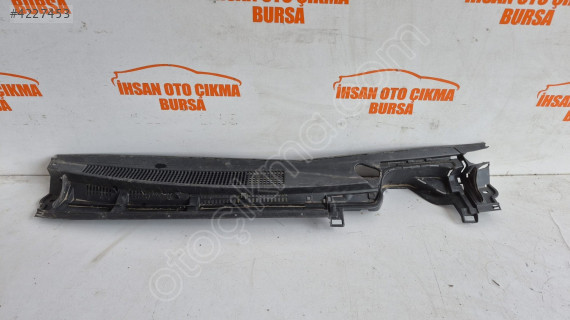 Toyota yaris ön cam ızgarası orijinal sökme