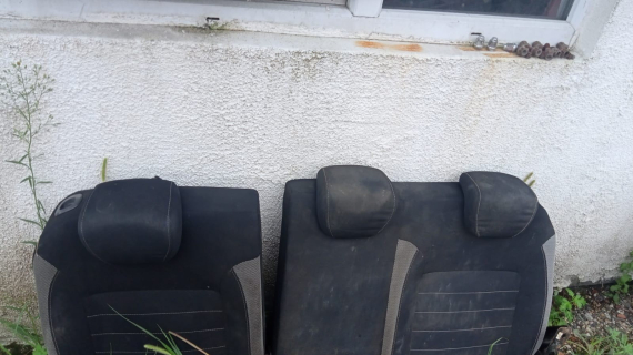 Dacia stepvay arka koltuk baslik