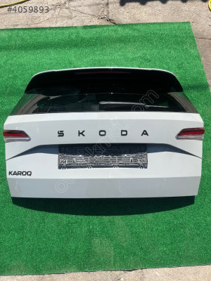 SKODA KAROQ BAGAJ KAPAĞI