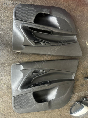 EGEA SAĞ SOL ÖN KAPI DÖŞEMESİ ORJİNALL ÇIKMA PARÇA