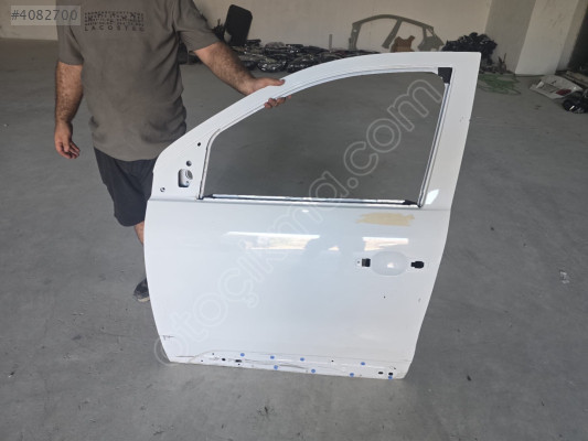 RENAULT EXPRESS BEYAZ SOL ÖN KAPI ORJINAL GÖÇÜKLÜK
