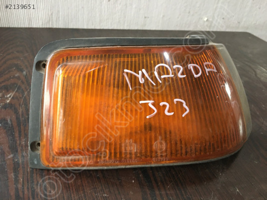 Mazda 323 1992-94 Sağ Ön Sinyal