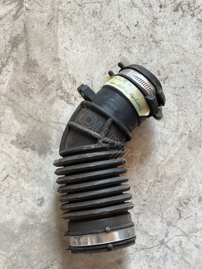RENAULT CLİO 4 HAVA FİLTRE HORTUMU 165758885R