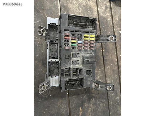 Fiat linea sigorta kutusu 51930542