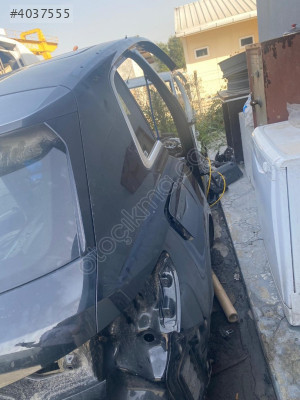 AUDİ Q3 SAĞ ARKA ÇAMURLUK OTO FEDAİ