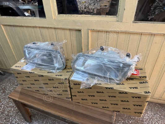 MİTSUBİSHİ CARİSMA SAĞ FAR 95-99 MODEL SIFIR ÜRÜN
