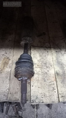 Daihatsu charade 1.5 sol akis