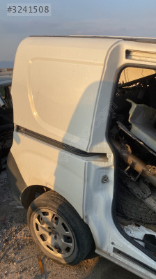 2019 doblo 4 sağ arka çamurluk