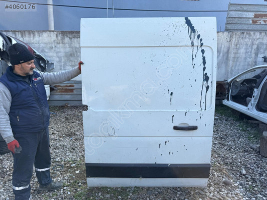 RENAULT MASTER 3 SAĞ SÜRGÜLÜ KAPI ORJİNAL ÇIKMA 10-20 MODEL