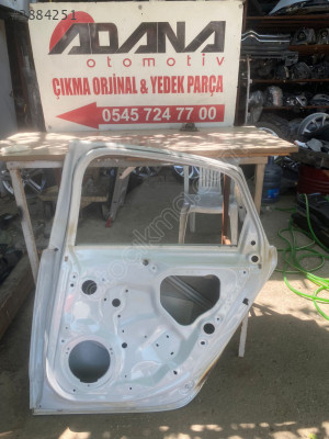 AUDİ A6 sağ arka kapı