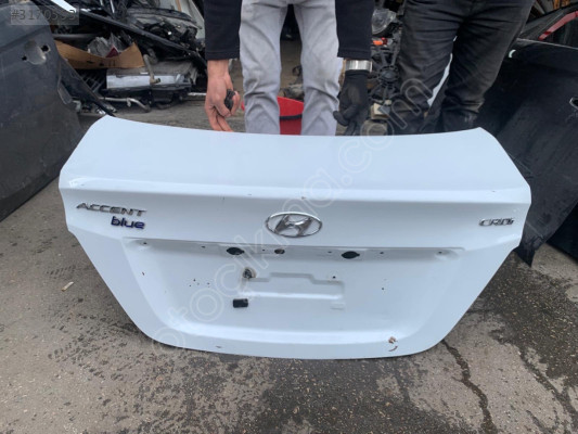 HYUNDAİ ACCENT BLU BEYAZ BAGAJ KAPUTU ORJINAL BOYASIZ