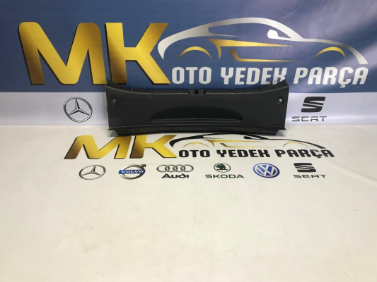 MERCEDES C220-C200-C180 W205 BAGAJ KAPLAMASI