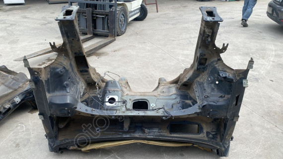 volkswagen passat b8 kesme ön çeyrek/podye (son fiyat)