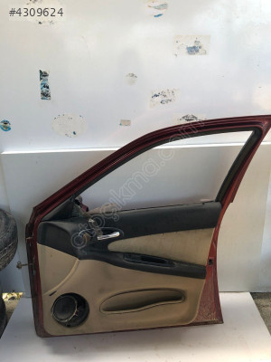 ALFA ROMEO 156 SAĞ ÖN KAPI