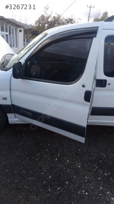 Peugeot Partner Berlingo Sol Ön Kapı Yedek Parçası