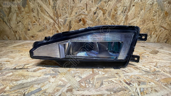 VOLKSWAGEN PASSAT B8.5 SİS FARI SAĞ LEDLİ 2019-2022 3G0941700