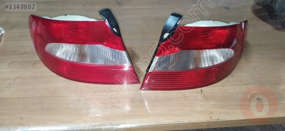 Skoda SuperB Sağ Sol Sökme Stop (Orjinal)