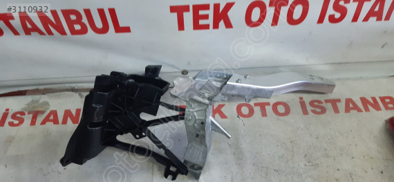 E-GLC  ÖN PANEL AYAĞI SAĞ A2536211700