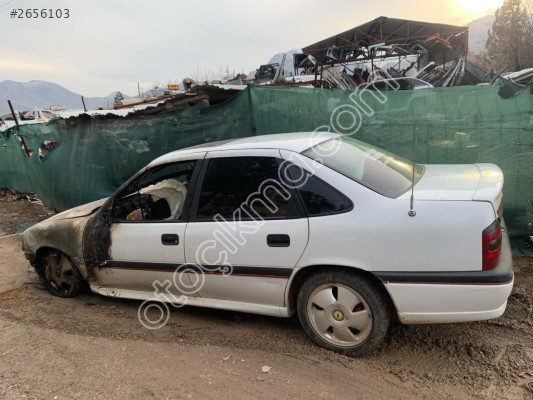 Vectra sol arka kapı