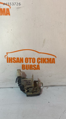 Toyota corolla 93-99 sağ arka kapı kilidi