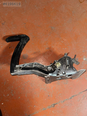 Renault Megane 4 el freni kolu