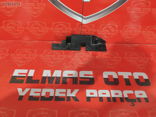 TOYOTA CHR SOL ÖN ÇAMURLUK BRAKETİ ÇIKMA PARÇA