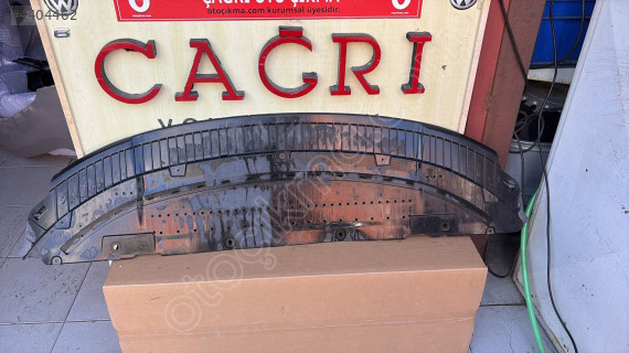 AUDİ A7 ALT KARLIK 4G8807611C ÇAĞRI OTO MASLAK